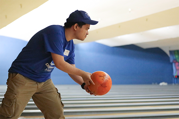 SOSC bowling athlete